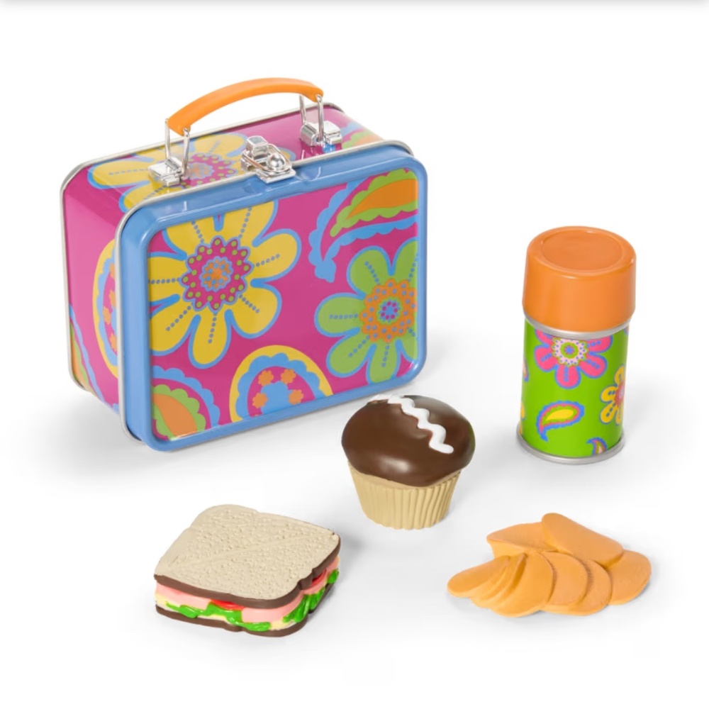 American Girl Truly Me Locker Set II and Julie's Lunch Box and Accessories